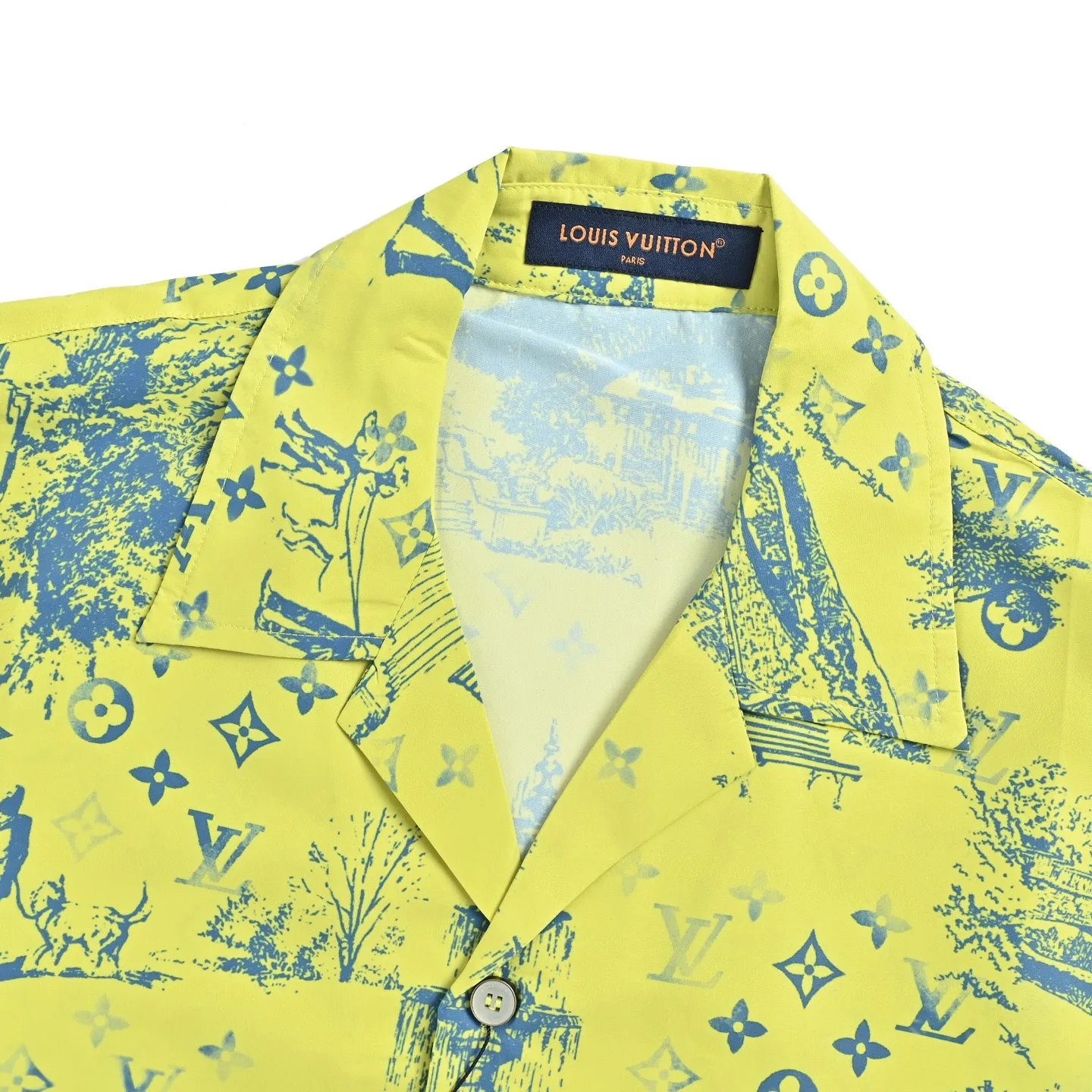 Louis Vuitton/